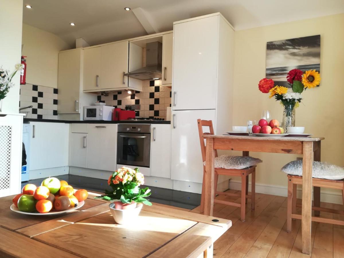 Bright, Modern 1 Bedroom Apartment, Uplands, Swansea Eksteriør billede
